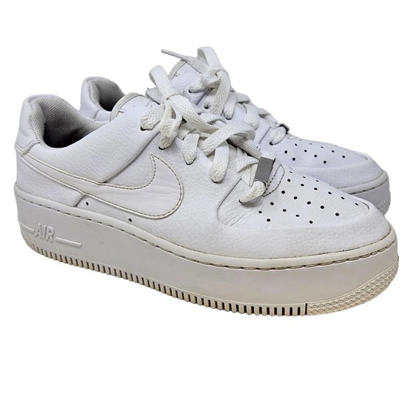 Nike air force 1 sage low. Nike White Women's sneakers. - Picture 1 of 6
